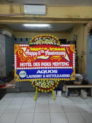 Papan Bunga di Kampung Rawa