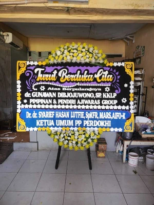 Papan Bunga di Kampung Rawa